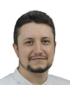 Скубицкий Евгений Сергеевич стоматолог