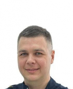 Комаров Максим Григорьевич стоматолог