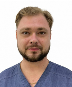 Андриянов Максим Сергеевич стоматолог-хирург